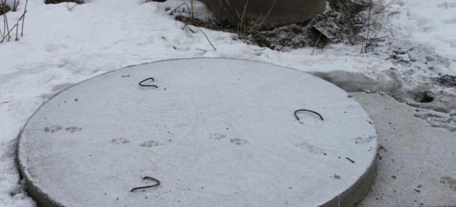 Из чего лучше сделать плиту для днища колодца?