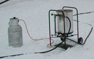 Как можно пробить канализационную трубу в частном доме если она замерзла