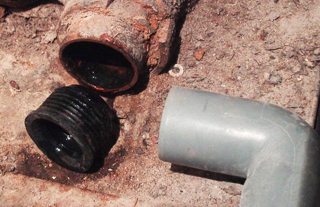 Сантехнические соединения труб для канализации